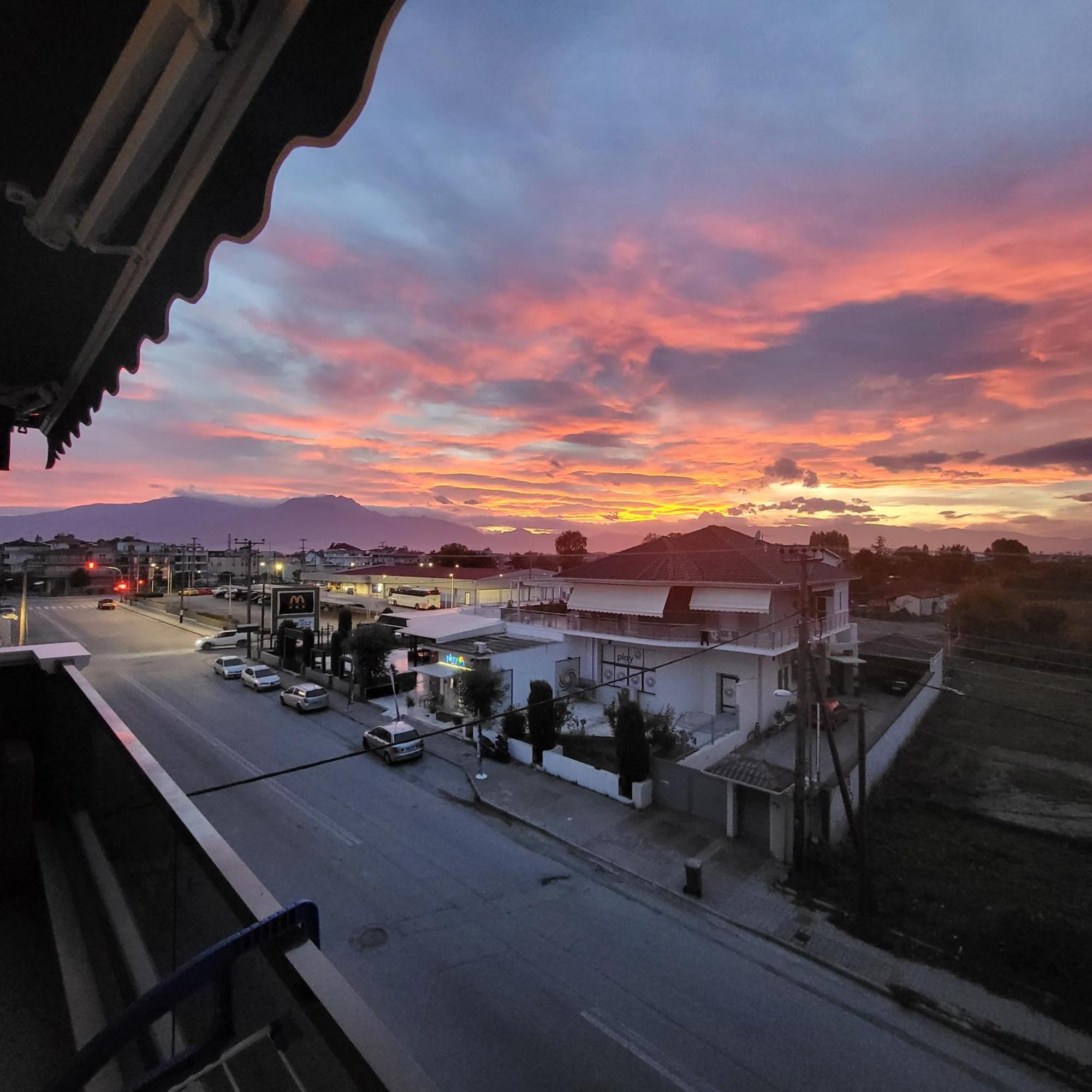Luksuzni Apartman Harmonija Paralija Paralía Buitenkant foto